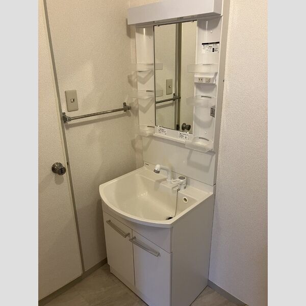 ヴィラモデルナ　A202号室 洗面