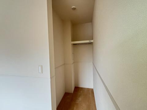 クー・プレゾン クローゼット