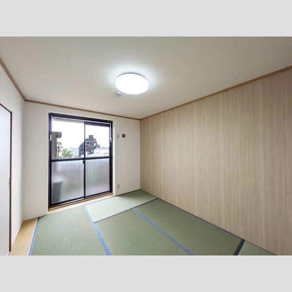 ピュアコート　(3)参番館305号室 和室6帖