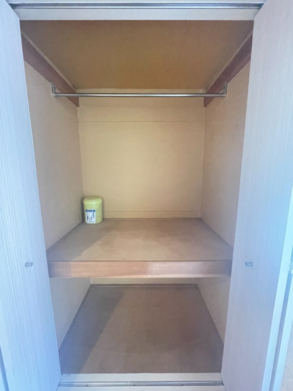 ピアセンテ和光2階 収納