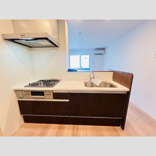 ファンウェーブ湘南茅ヶ崎102号室 キッチン