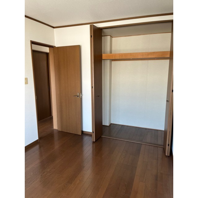 メゾン・ラフィーネⅡ 内観