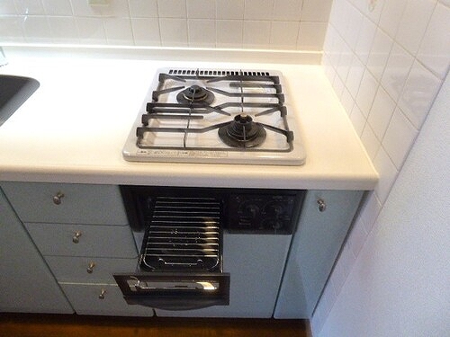 ライオンズステーションプラザ松戸 ２口コンロ　※前回募集時2022年11月の写真