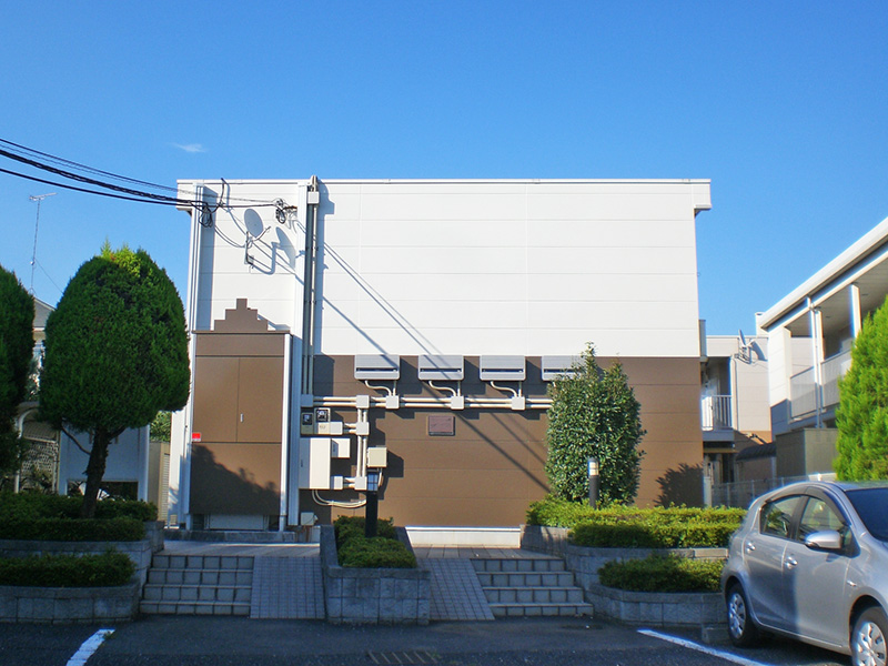 レオパレスフローラの外観画像