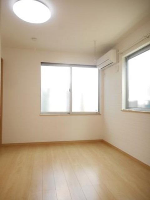 コンフォール杉並パークサイド0202号室 同建物別部屋の参考画像