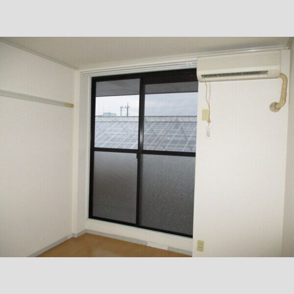 サニーハイツ 居室