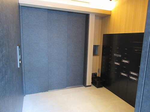 グランマーチ芝公園 エントランス