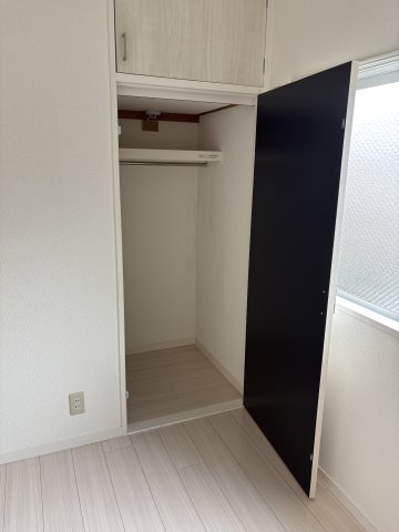 スカイホーム本郷0205号室 収納