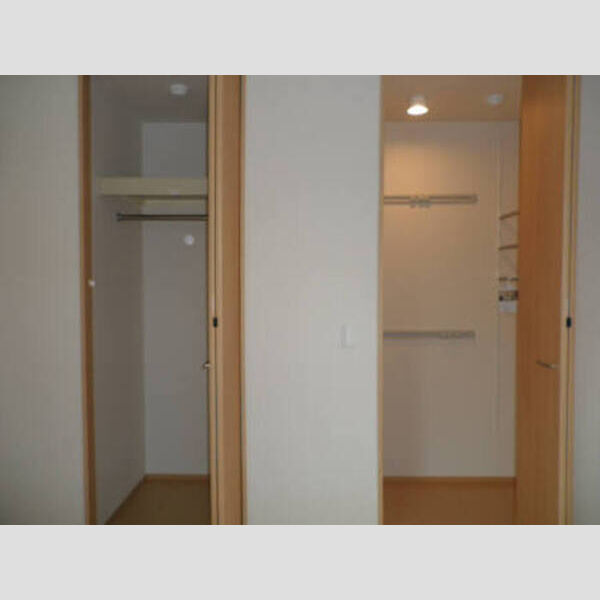 グランメール103号室 103 クローゼット