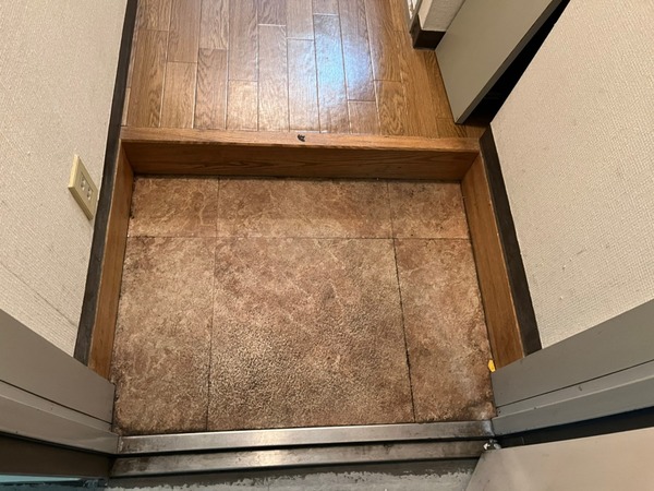 マリオン八王子Ⅲ403号室 玄関