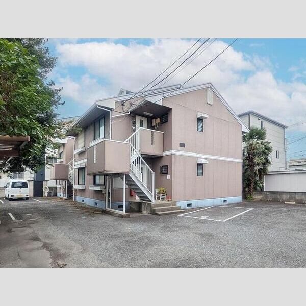 スカイシティー101号室 外観