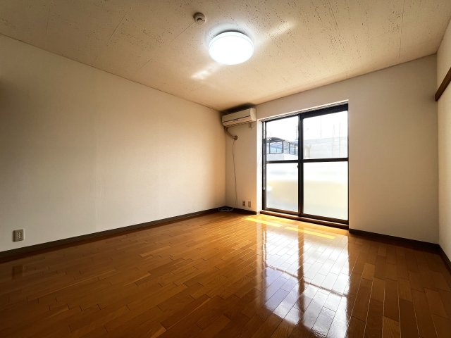 ウィンドテラス南行徳0303号室 リビング