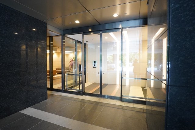 ドゥ・トゥール　イースト棟52階 エントランス