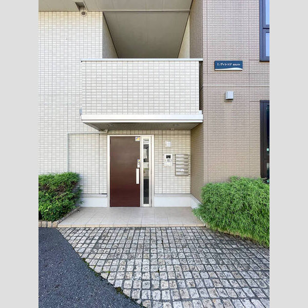 Ⅰ.ヴィレッジSOUTH202号室 エントランス