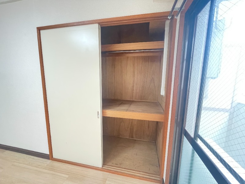 大小原ビル4階 収納