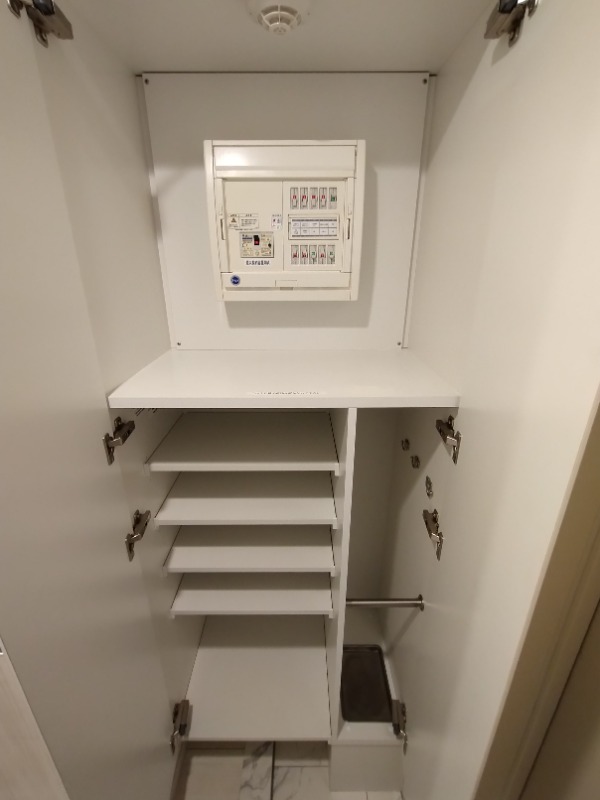 クレイシアIDZ横浜桜木町11階 収納