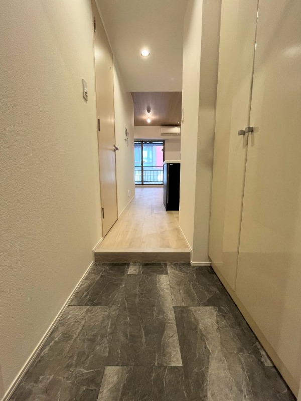 ピアネッタ汐留3階 玄関