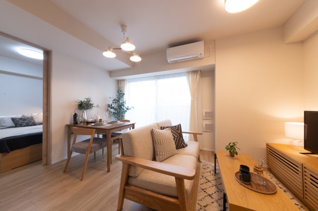 プラウドフラット日暮里603号室 リビング