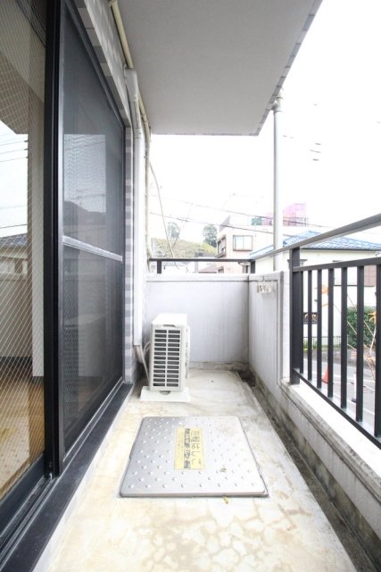 ヴィブレ梶ヶ谷2階 バルコニー