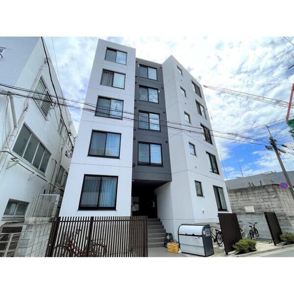 レジス大山 外観