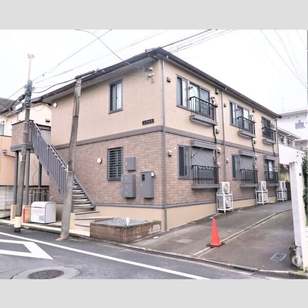レグルス202号室 建物外観