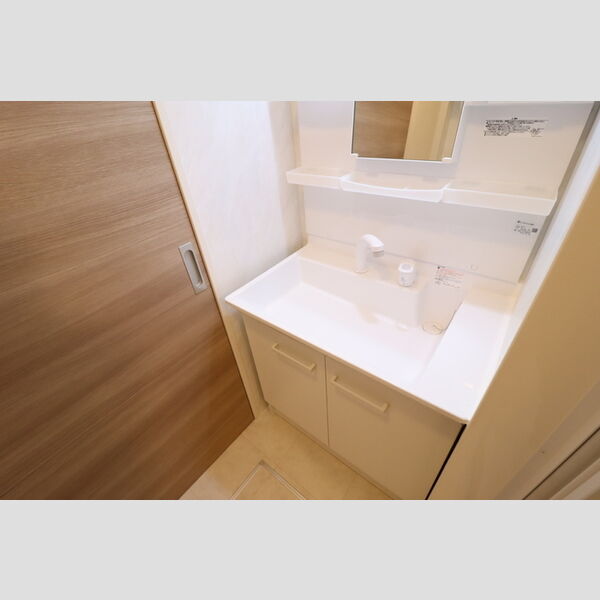サニーリヴF 洗髪洗面化粧台