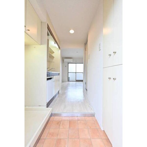 メゾン・ド・セヴェールNO.30305号室 玄関