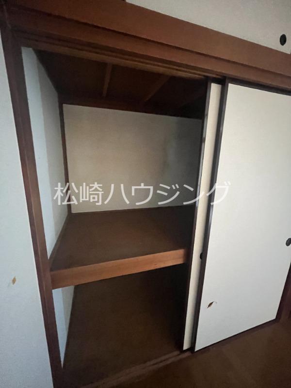 いずみハイツ 収納