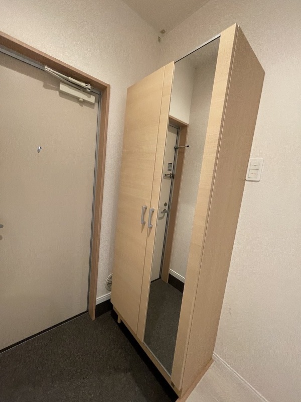 ティエラ1階 玄関