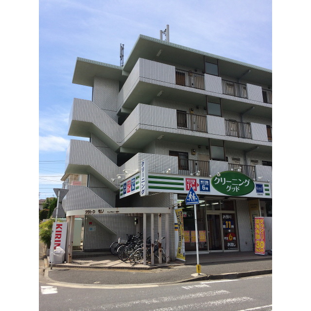 プラトゥモリ 外観