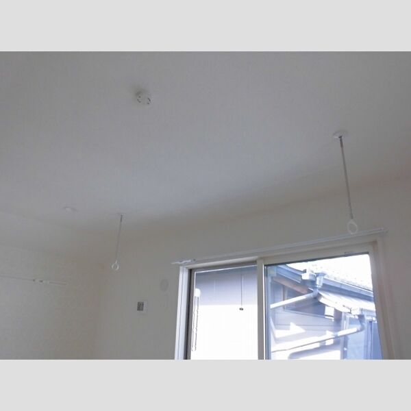 NT　HOUSE201号室 室内物干し