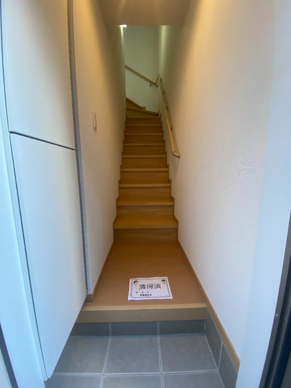 アートヒルズ丸山2階 玄関