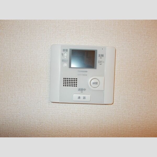 ソレイユB305号室 TVインターホン