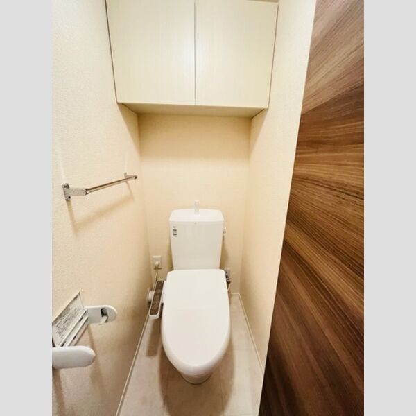 渚205号室 温水洗浄暖房便座