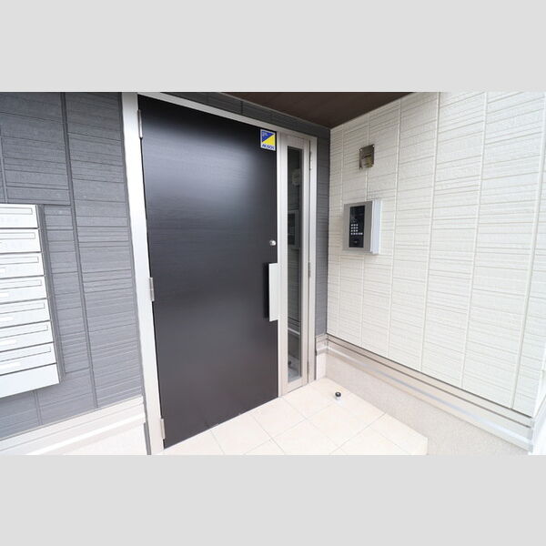 ルミエール エントランス(オートロック)