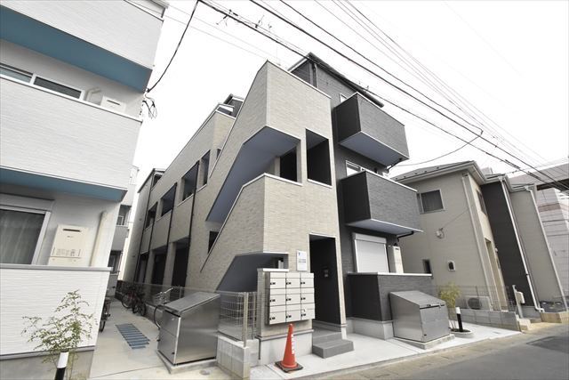 Ｔ．Ａさいたま市北区大成町４丁目ⅢＢ棟3階 敷地内ごみ置き場　デザイナーズ