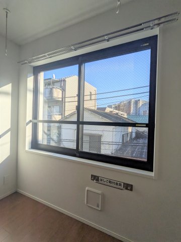 エルファーロ中野富士見町 内観