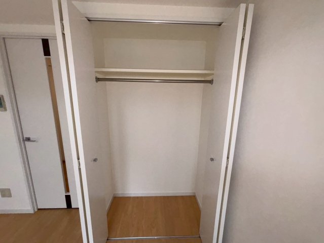 キャパシタス中野102号室 収納