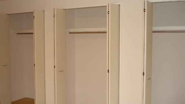 ビレッジ高坪Ⅱ クローゼット