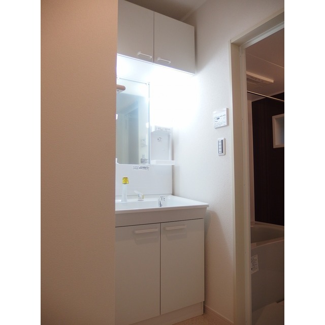 アムール ネージュ 参番館 内観