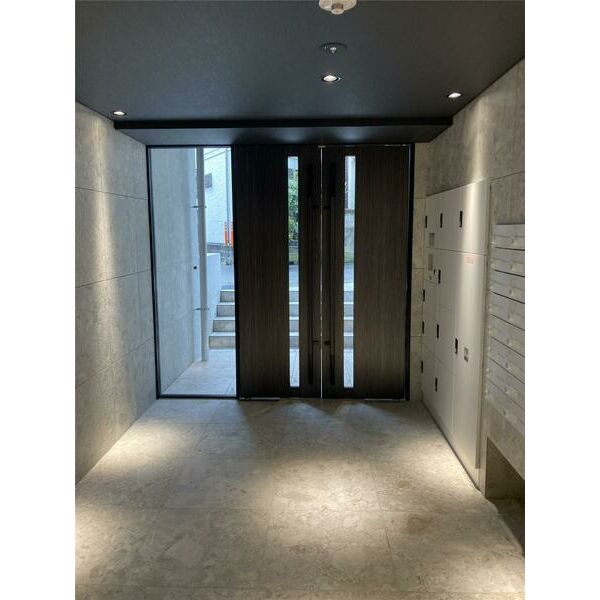 S-RESIDENCE目黒大岡山202号室 エントランス