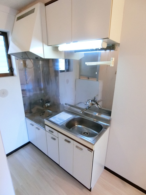 ジュネスＥ キッチン