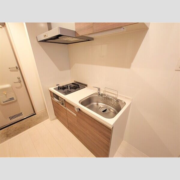 プランドール・アデン306号室 システムキッチン
