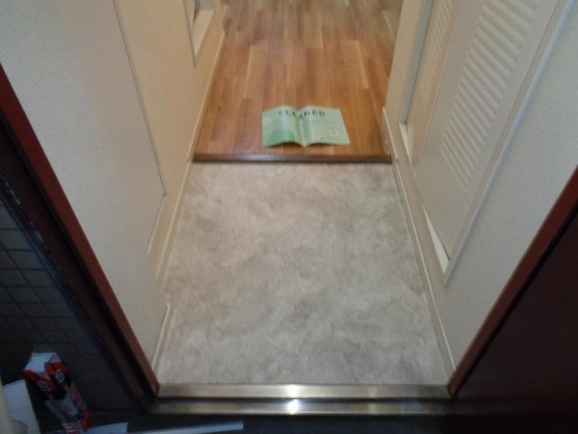 ハイネスプラザ新宿５ 玄関