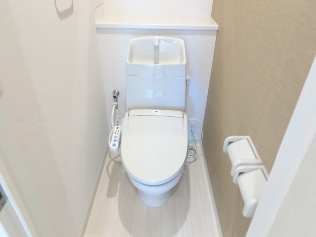 ジュエルウィード シャワー付トイレ