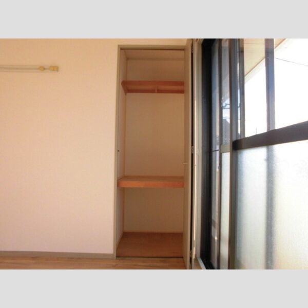 吉岡ハイツ　3 収納