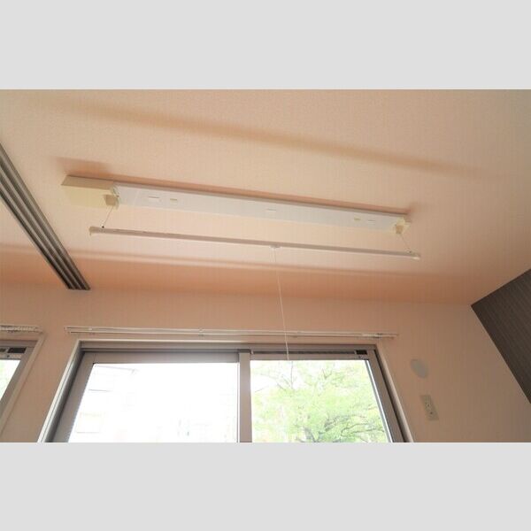 リバーパーク蒲生　C103号室 室内物干し