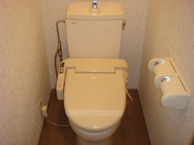 Ｐａｇｅ　Ⅰ202号室 シャワー付トイレ