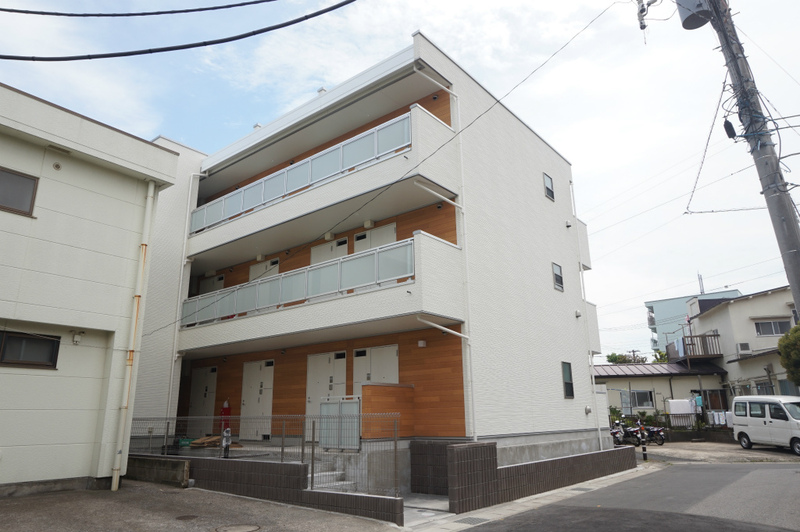 グレイス美浜 エントランス