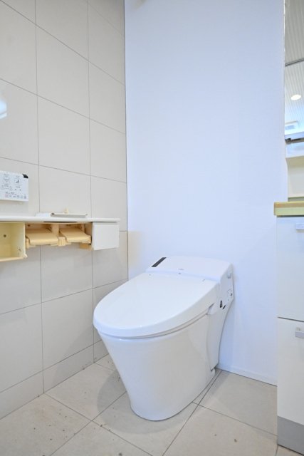 新宿７丁目戸建て (2F)